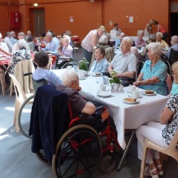 Taart en koffie - Toneelvereniging Plankenkoorts 